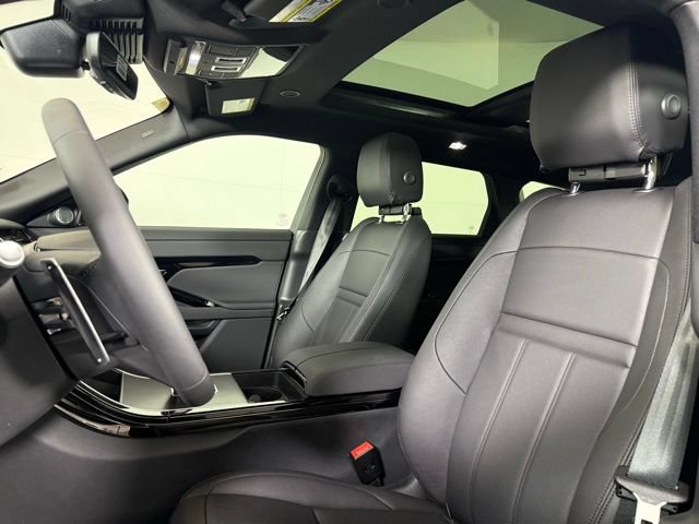 Certified 2026 Land Rover Range Rover Evoque Dynamic SE AWD/4WD image 5