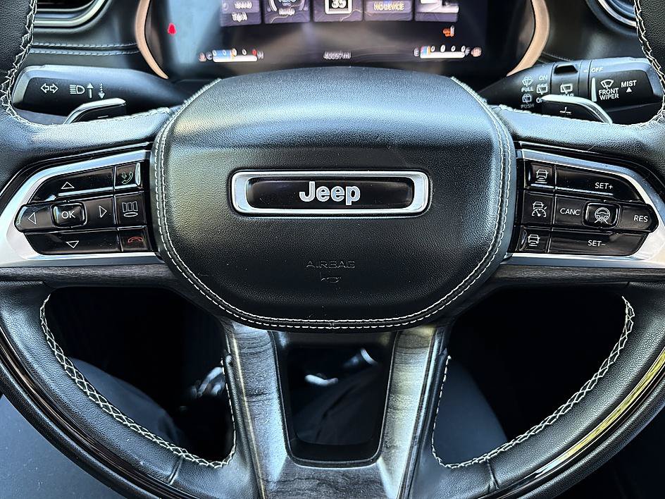 Used 2023 Jeep Grand Cherokee Overland w/ Adv Protech Group III AWD/4WD image 19