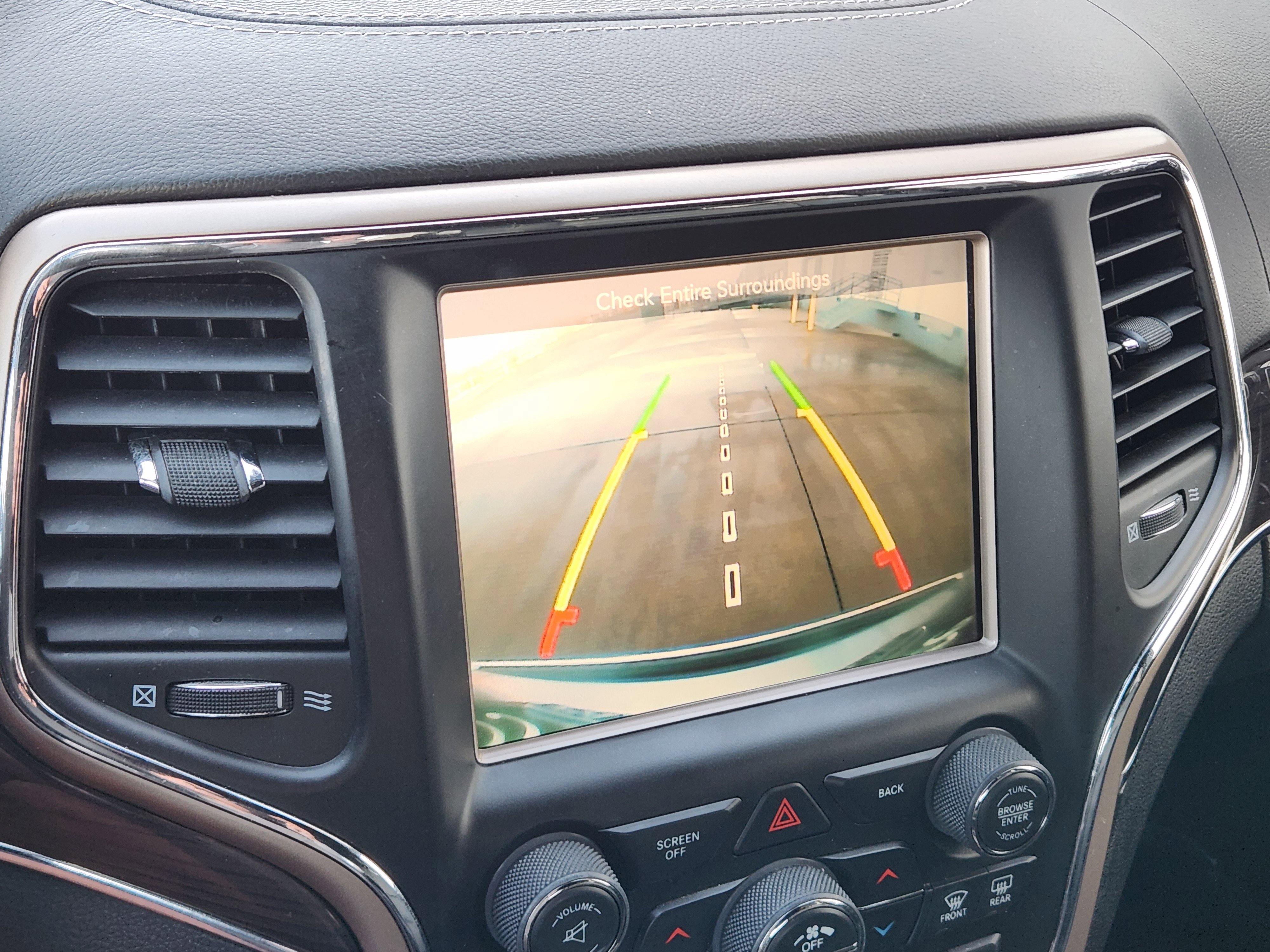 Used 2016 Jeep Grand Cherokee Overland image 16