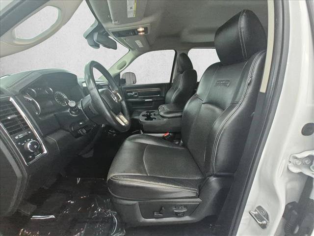 Used 2017 RAM 1500 Laramie AWD/4WD image 16