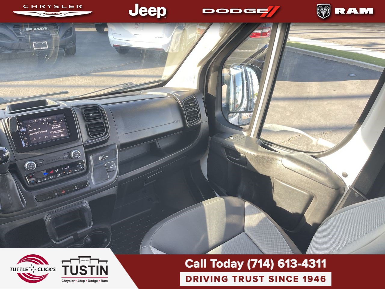 Used 2025 RAM ProMaster 2500 w/ Convenience Group FWD image 3