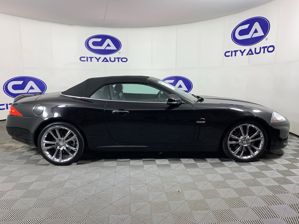 Used 2010 Jaguar XK Convertible image 2
