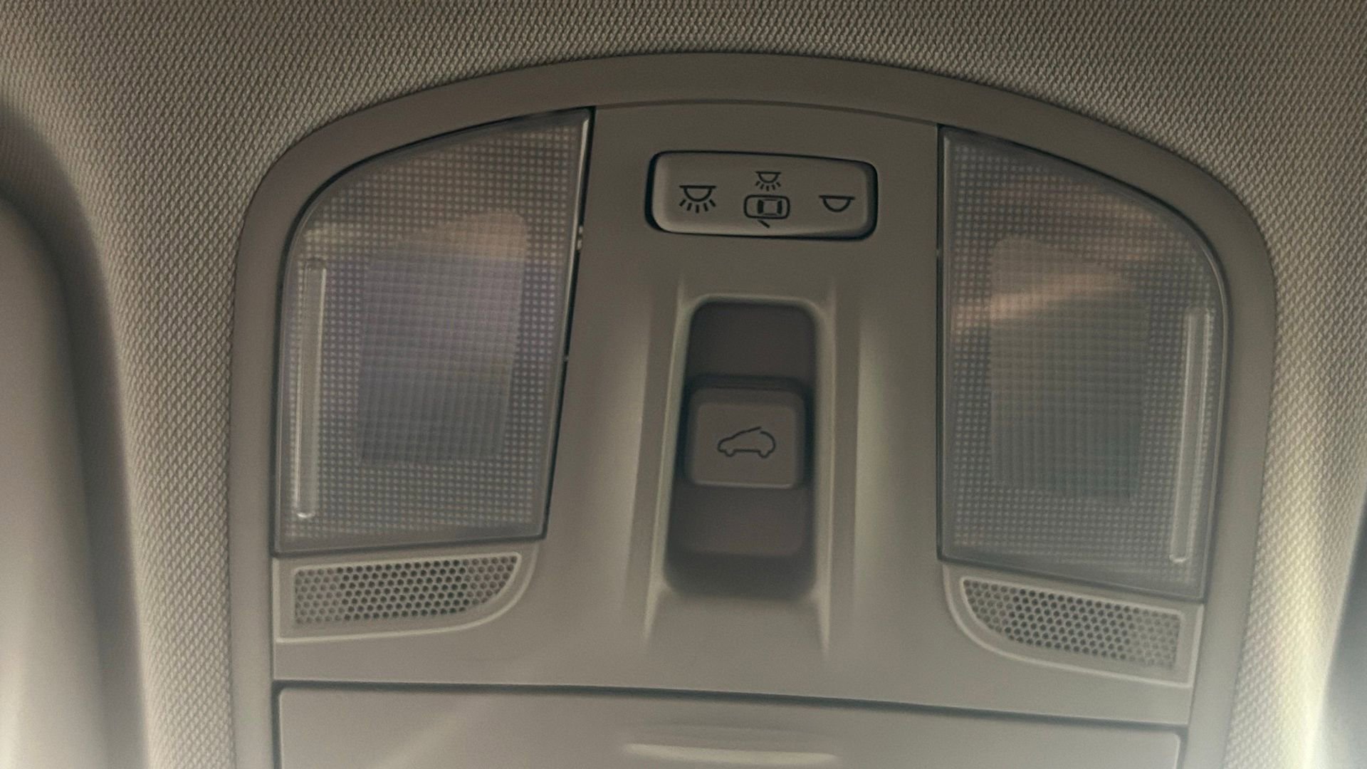 Used 2018 Hyundai Kona Limited image 76