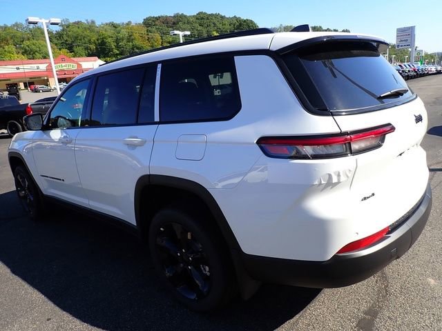 New 2025 Jeep Grand Cherokee L Altitude image 3