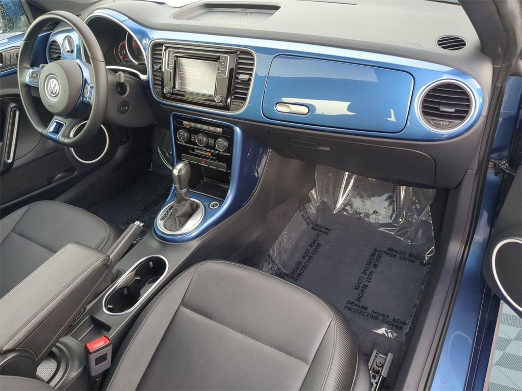 Used 2019 Volkswagen Beetle 2.0T SE image 28