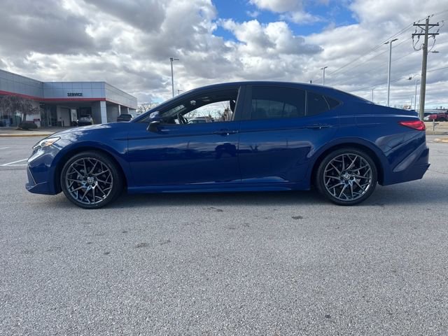 Used 2025 Toyota Camry XSE image 3