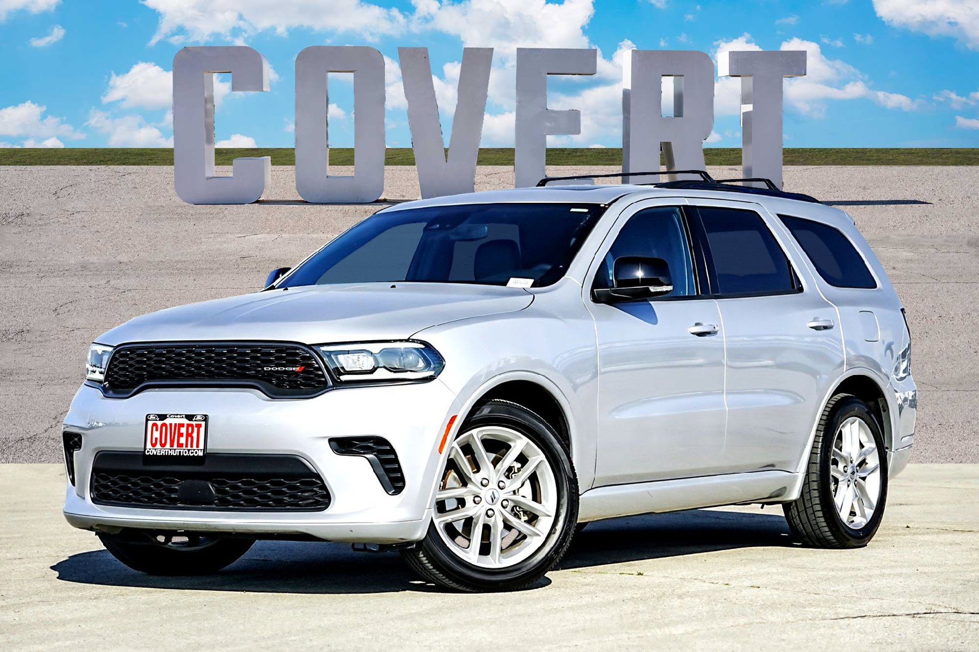 Used 2024 Dodge Durango GT image 1