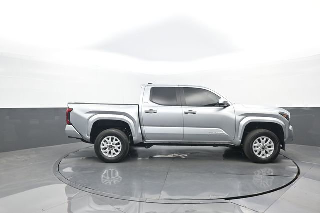 Used 2025 Toyota Tacoma SR5 image 37