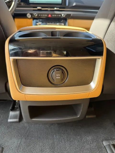 Used 2024 Kia Carnival EX image 24