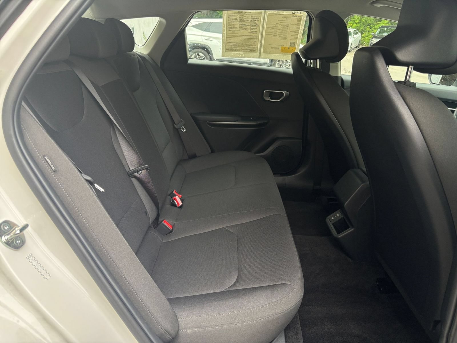 Used 2026 Kia K4 FWD image 38