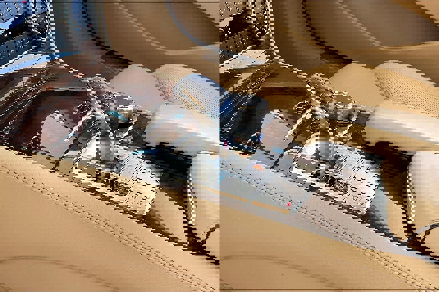 Used 2014 Mercedes-Benz SL 550 image 15