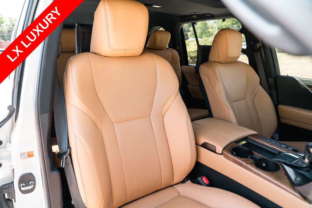 Used 2023 Lexus LX 600 4WD w/ Accessory Package (Z1) image 32