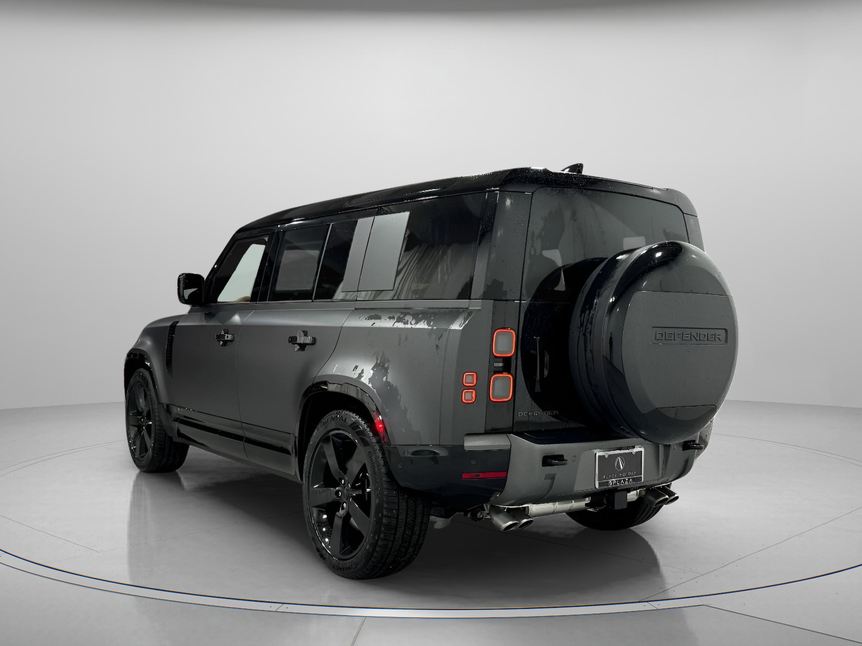 New 2026 Land Rover Defender 110 V8 image 3