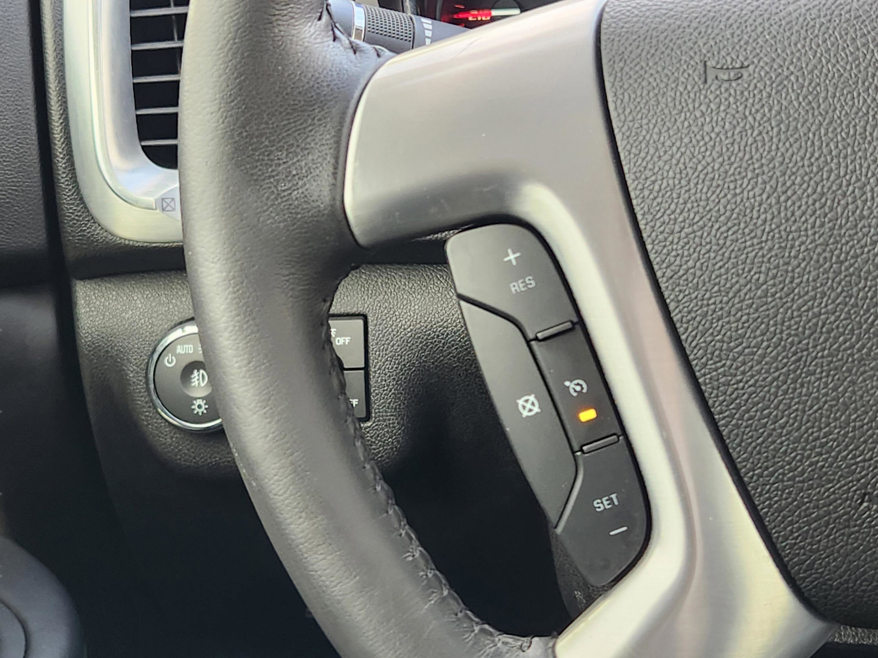 Used 2015 GMC Acadia SLT image 23