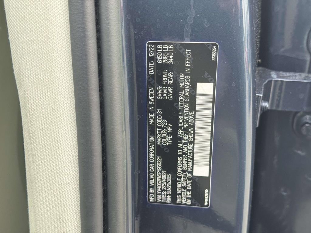 Used 2023 Volvo XC90 B6 Plus w/ Protection Package Premier image 16