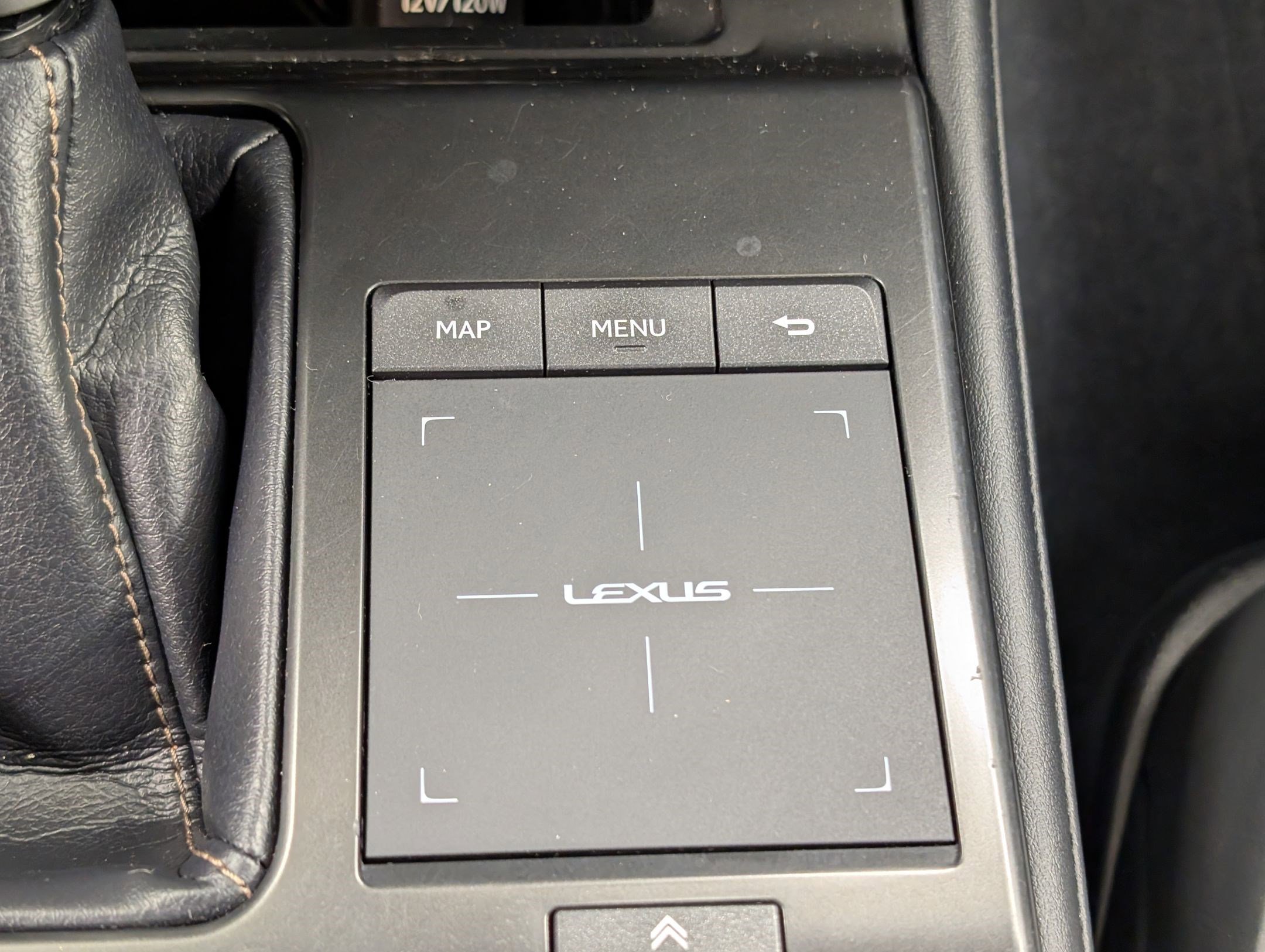 Used 2022 Lexus GX 460 Luxury w/ Accessory Package image 27