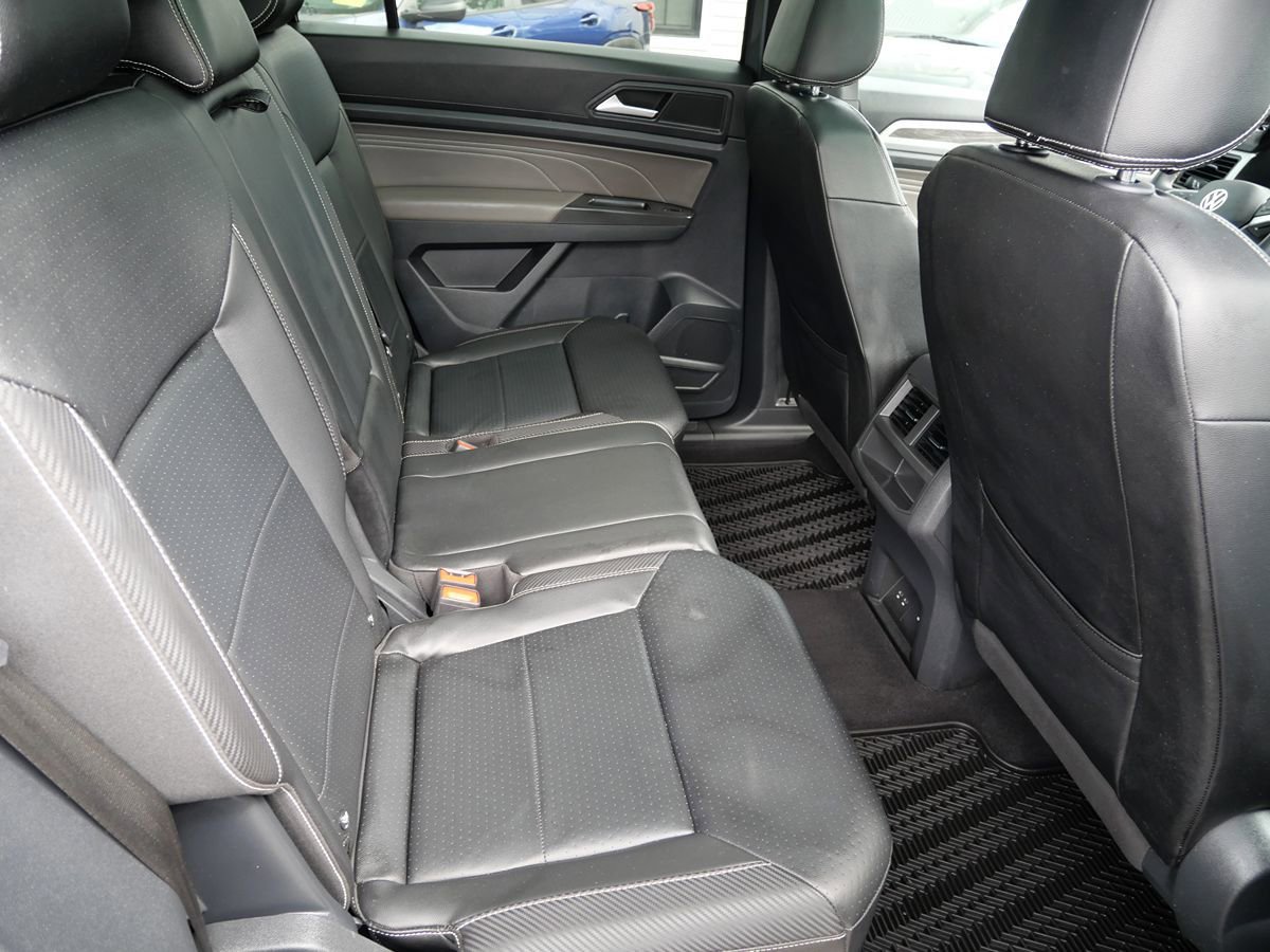 Used 2022 Volkswagen Atlas Cross Sport SE AWD/4WD image 26
