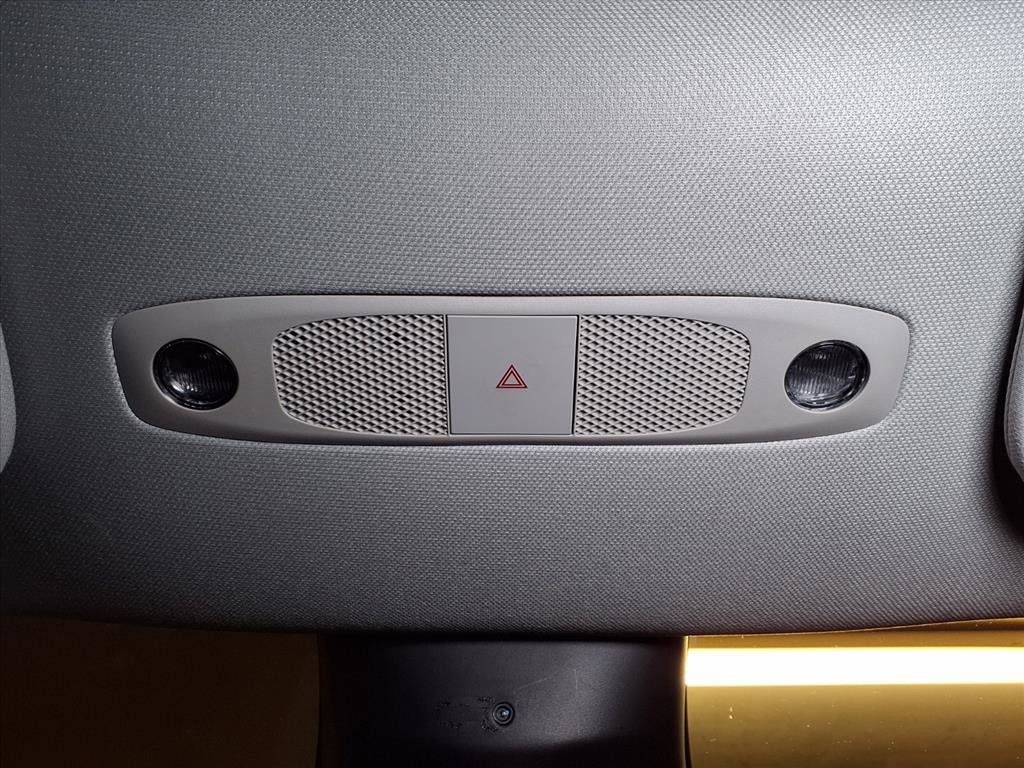 Used 2022 Tesla Model Y Performance image 9