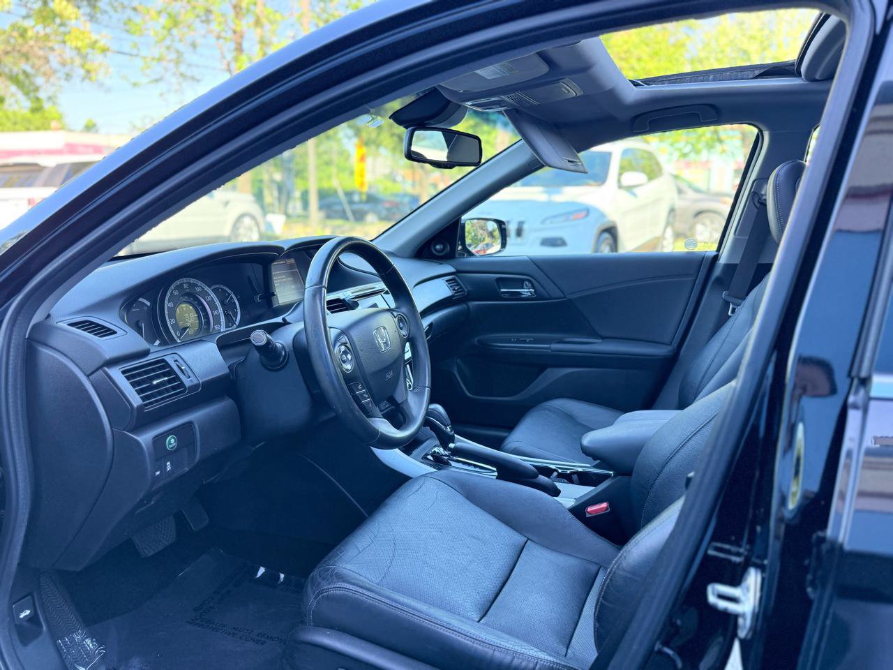 Used 2013 Honda Accord EX-L image 12