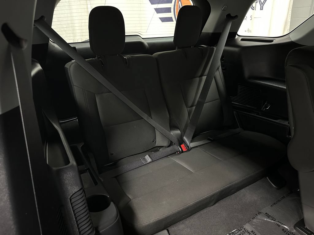 Used 2022 Ford Explorer XLT AWD/4WD image 23
