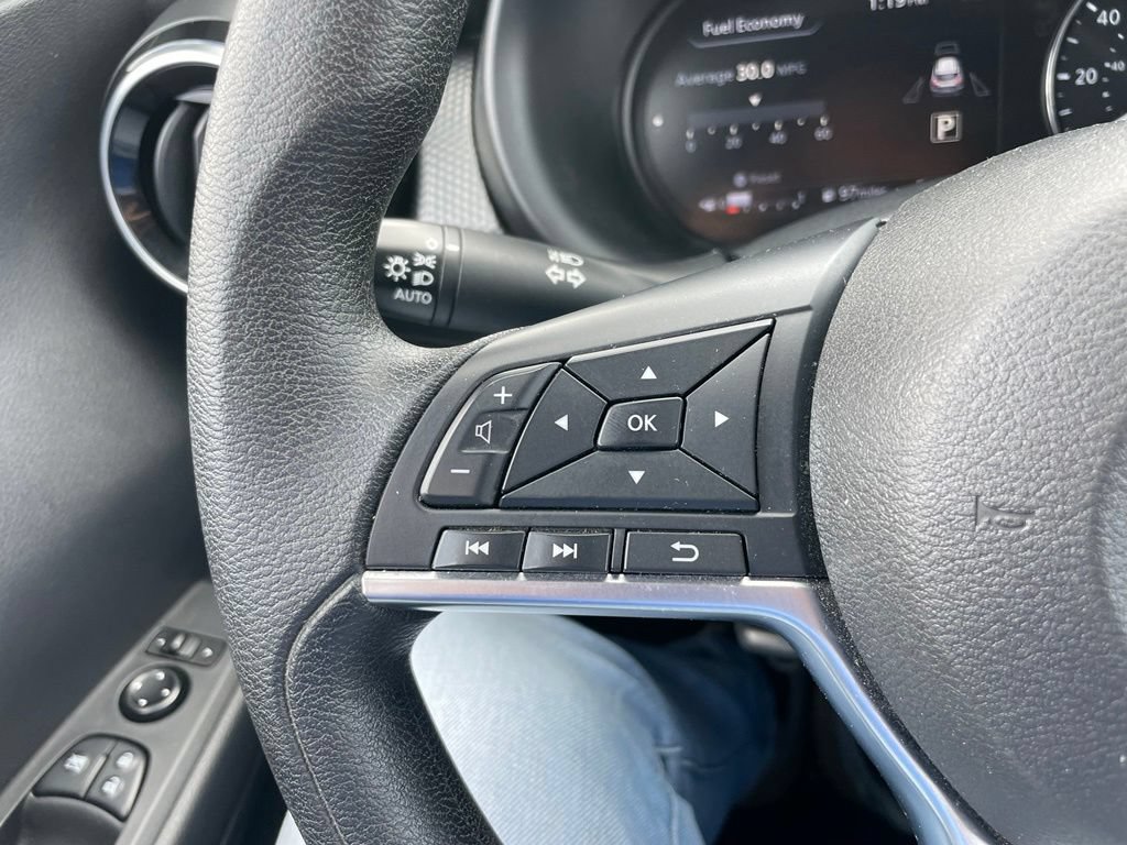 Used 2024 Nissan Kicks SV FWD image 17