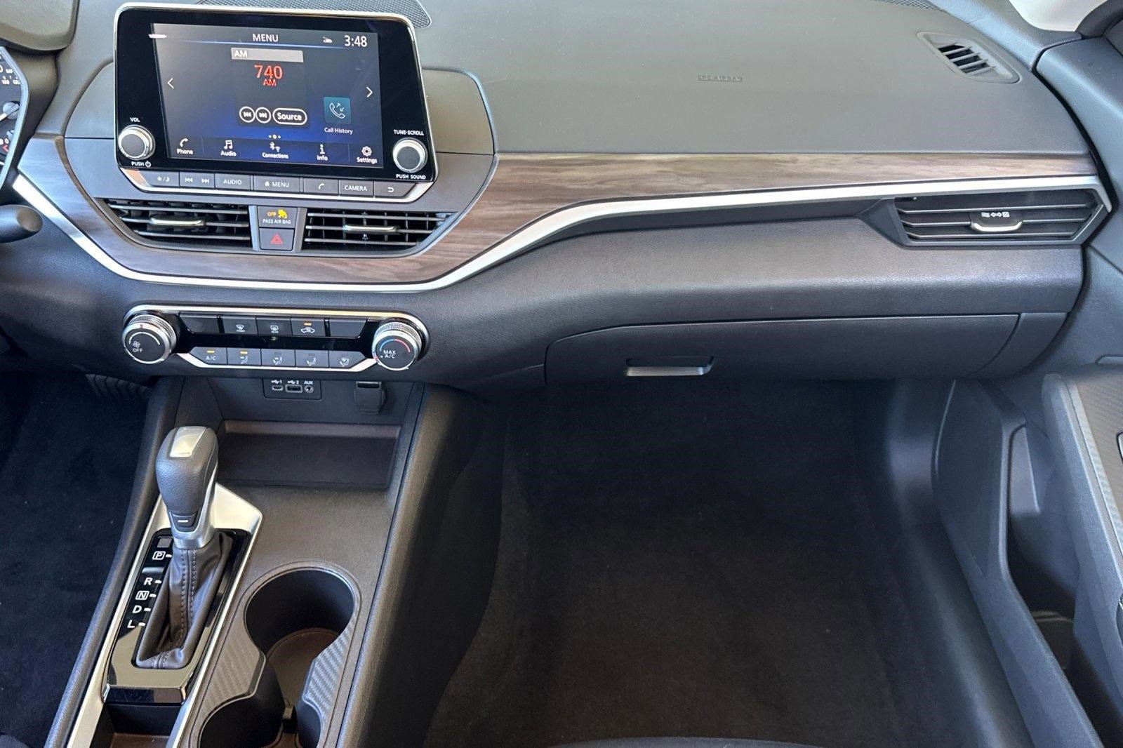 Used 2025 Nissan Altima 2.5 SV image 28