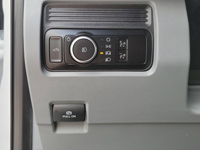 Certified 2025 Ford F250 XLT AWD/4WD image 22