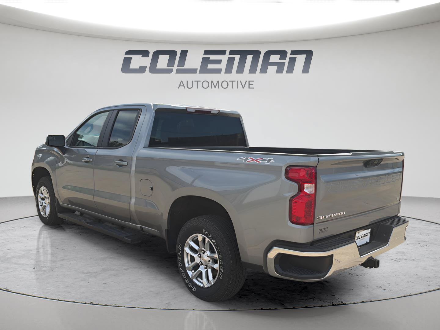 Used 2024 Chevrolet Silverado 1500 LT w/ Protection Package AWD/4WD image 10