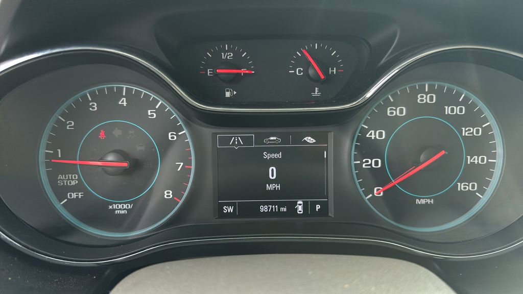 Used 2018 Chevrolet Cruze LS image 12