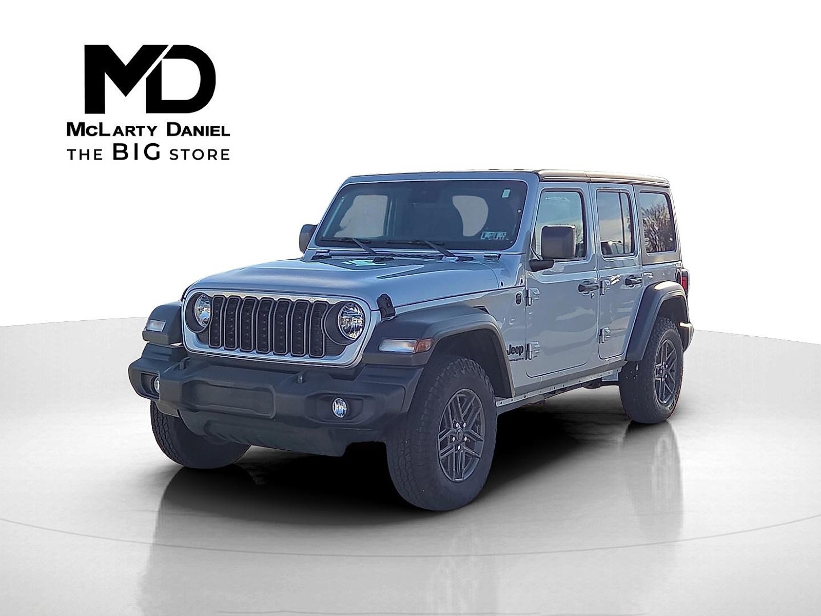 Used 2024 Jeep Wrangler Sport S image 2