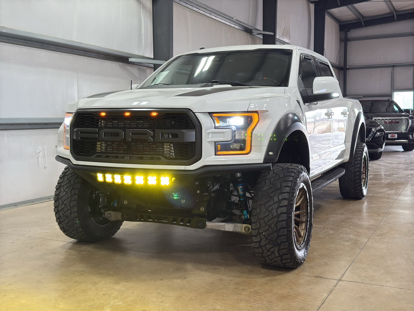 Used 2018 Ford F150 Raptor w/ Equipment Group 802A Luxury image 12