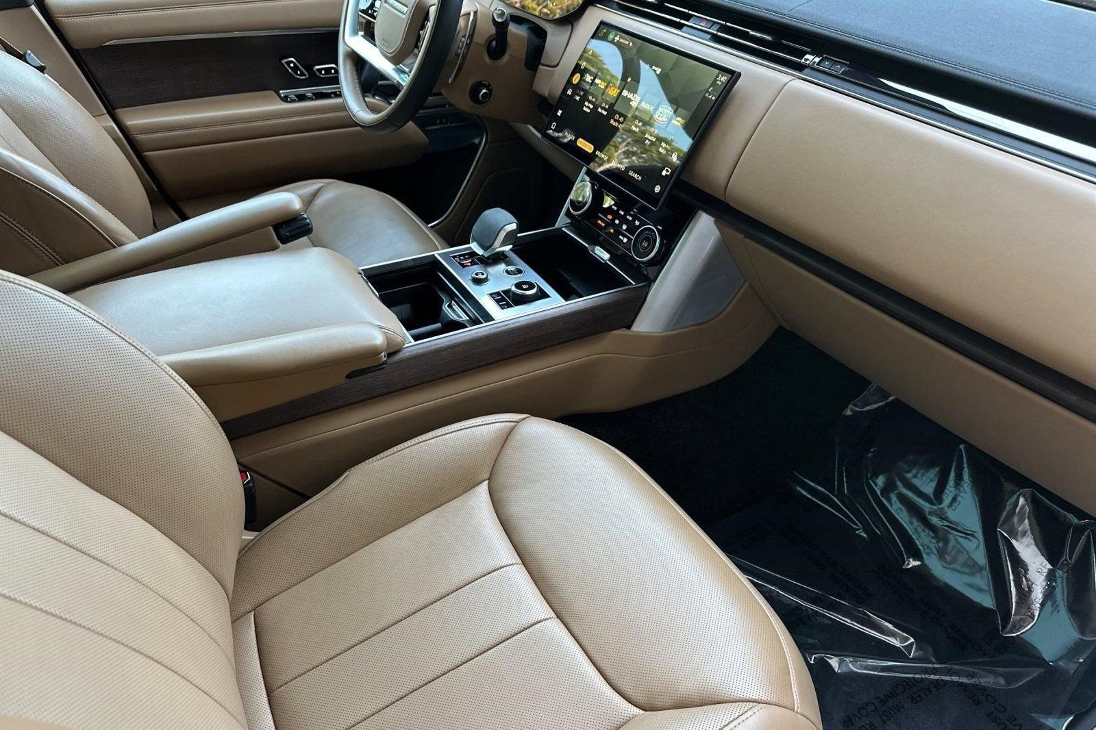 Used 2023 Land Rover Range Rover SE AWD/4WD image 34
