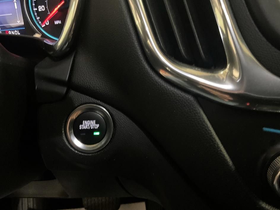 Used 2020 Chevrolet Equinox LT image 23