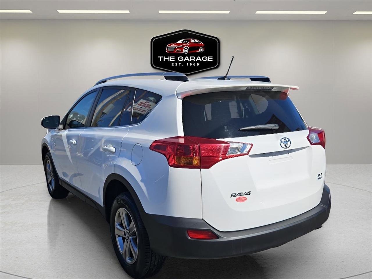 Used 2015 Toyota RAV4 XLE image 4