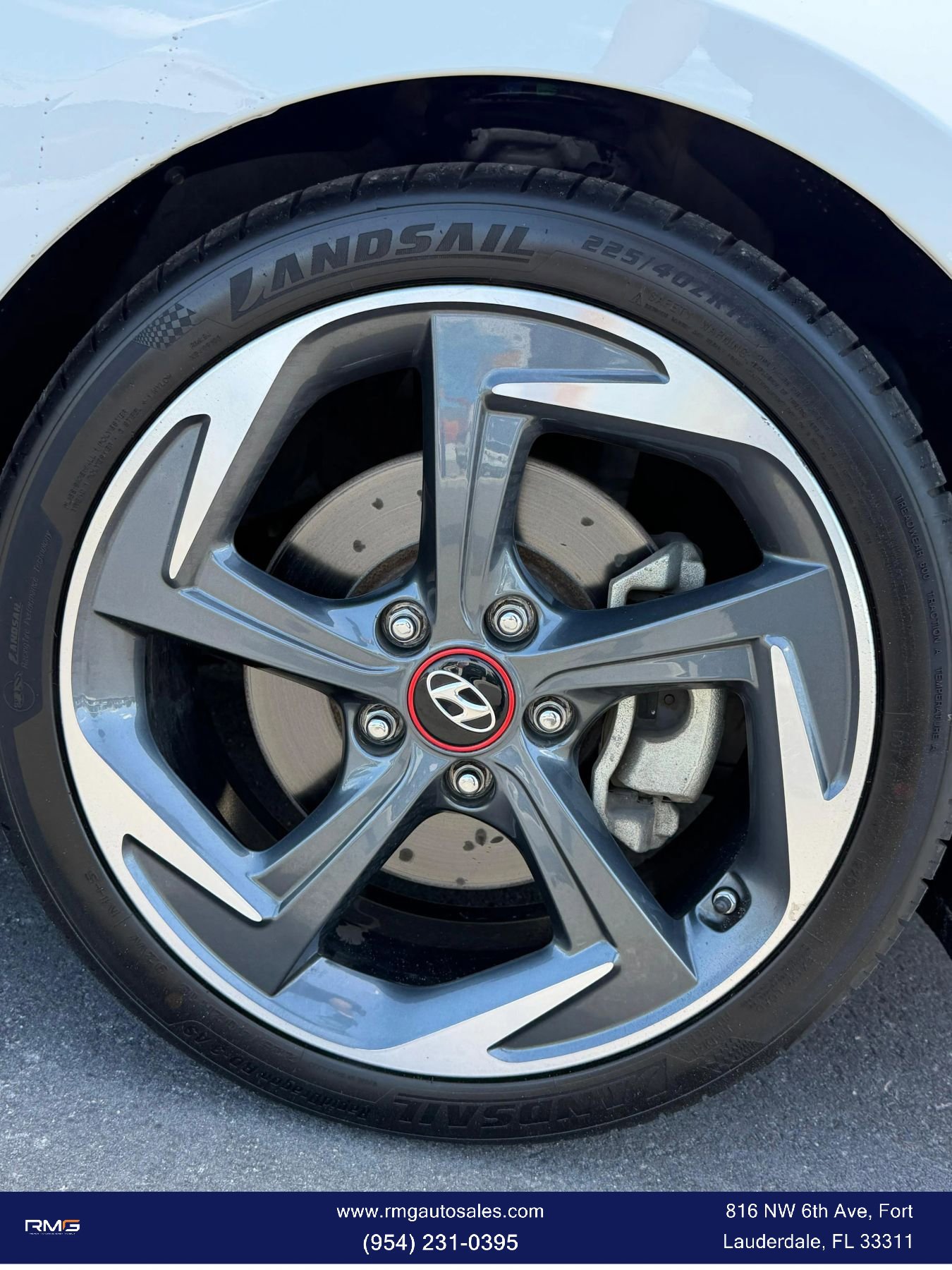 Used 2020 Hyundai Veloster Turbo FWD image 7