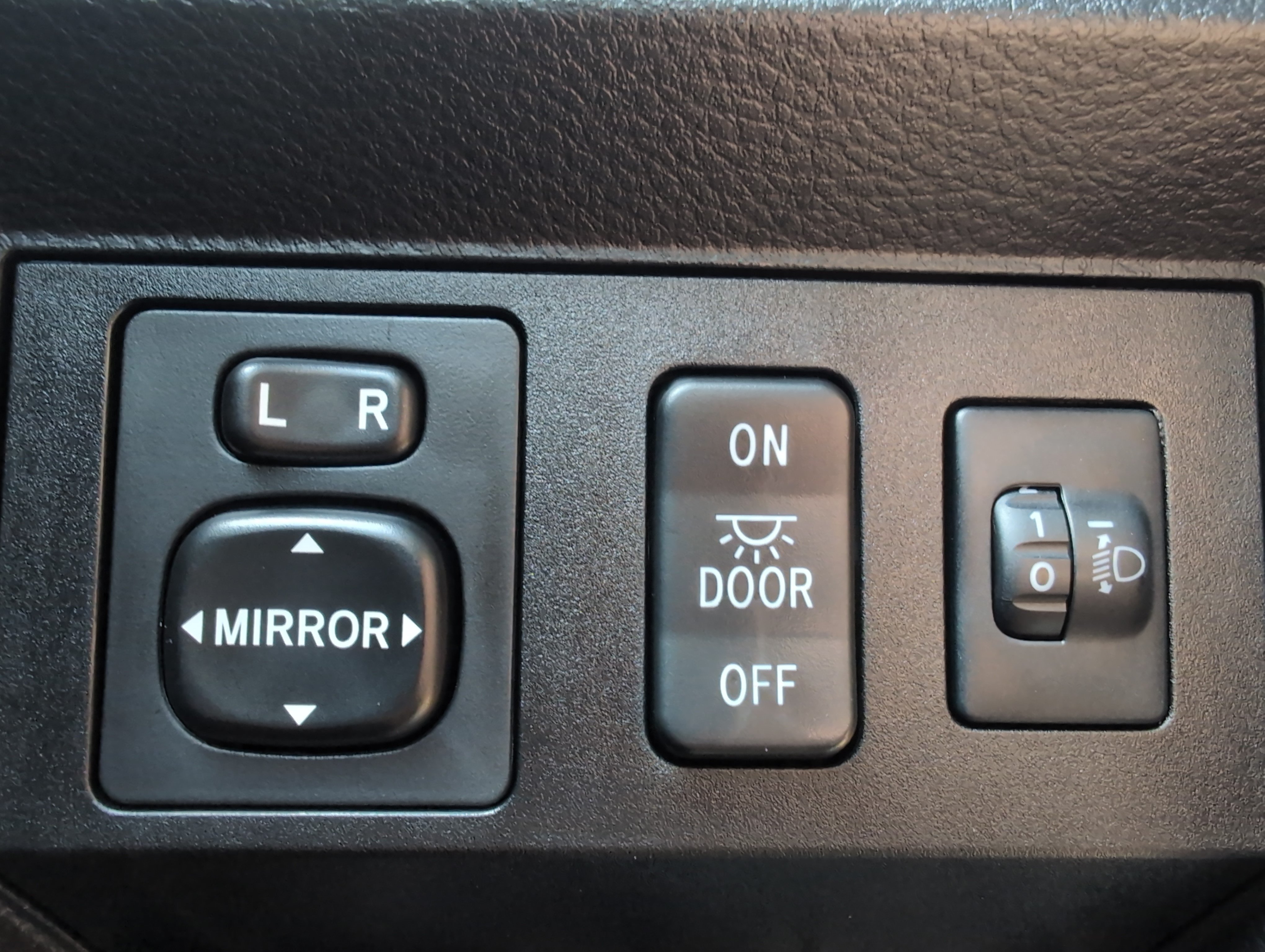 Used 2019 Toyota Tundra SR5 w/ SR5 Upgrade Package RWD image 35