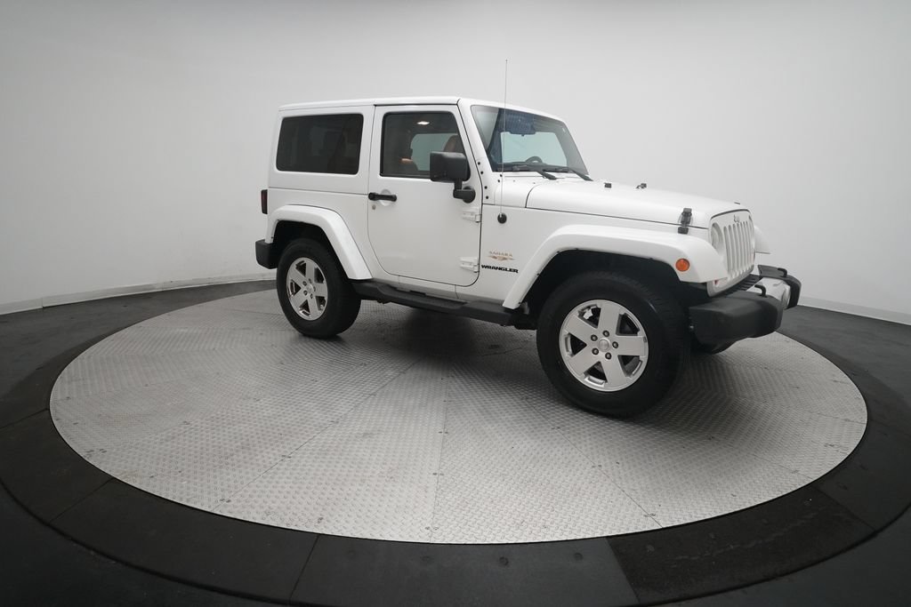 Used 2012 Jeep Wrangler Sahara w/ Connectivity Group AWD/4WD image 33
