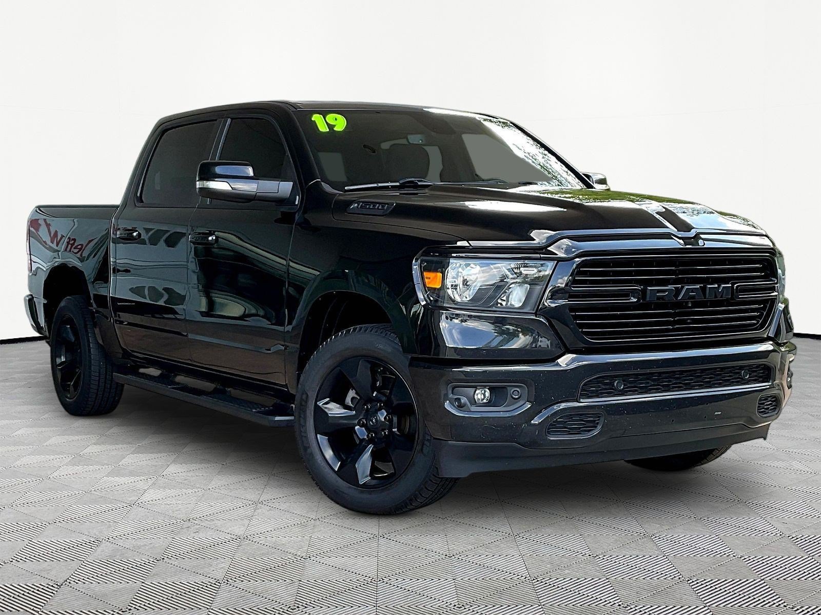 Used 2019 RAM 1500 Big Horn AWD/4WD image 3