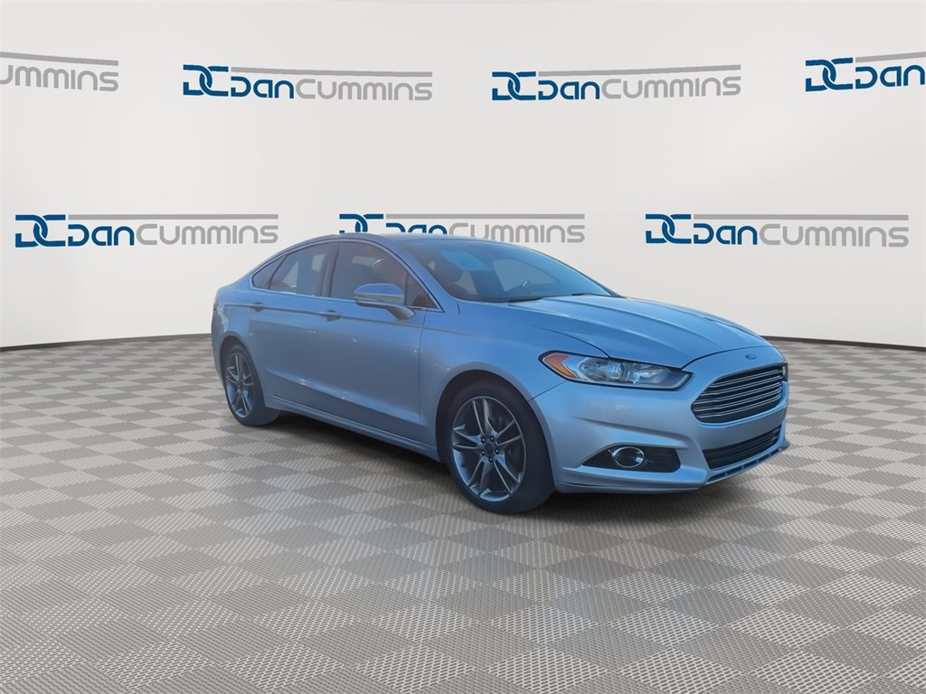 Used 2015 Ford Fusion Titanium image 2