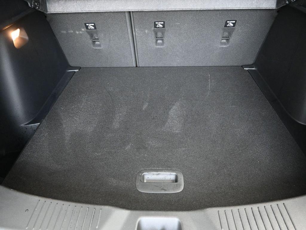 Used 2025 Buick Envista Sport Touring w/ Convenience II Package image 19