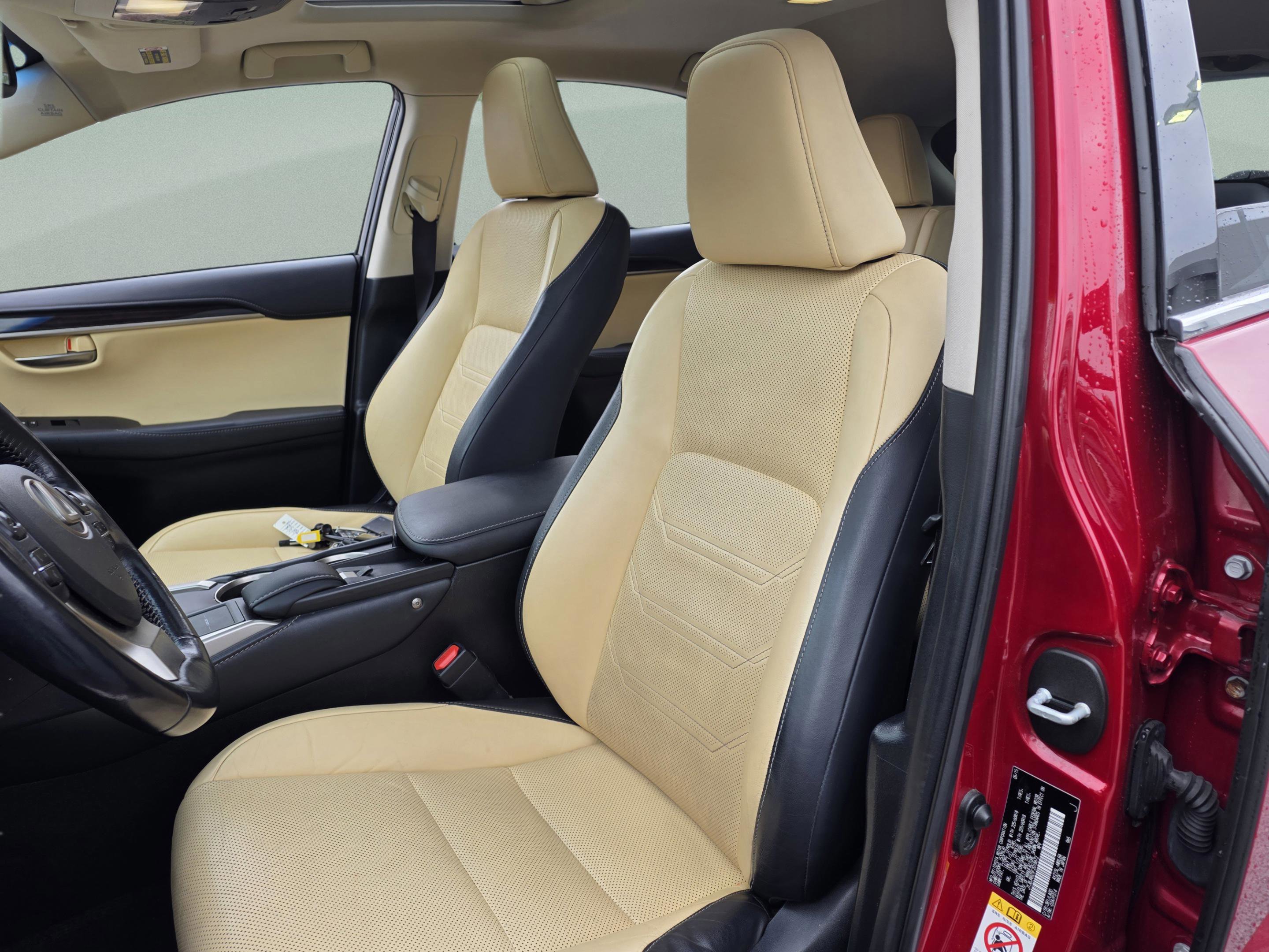 Used 2015 Lexus NX 300h AWD w/ Luxury Package image 11