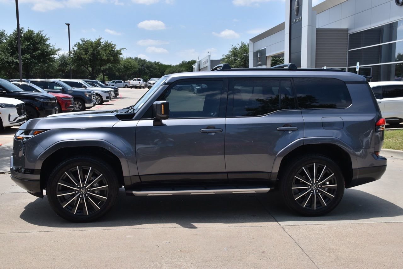 Used 2024 Lexus GX 550 w/ Accessory Package (Z1) AWD/4WD image 12