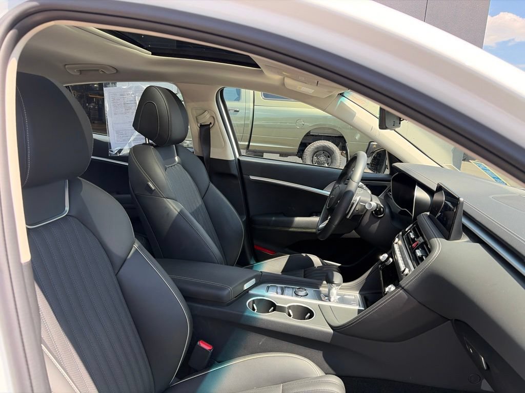 Used 2026 Genesis G70 2.5T Prestige AWD/4WD image 9