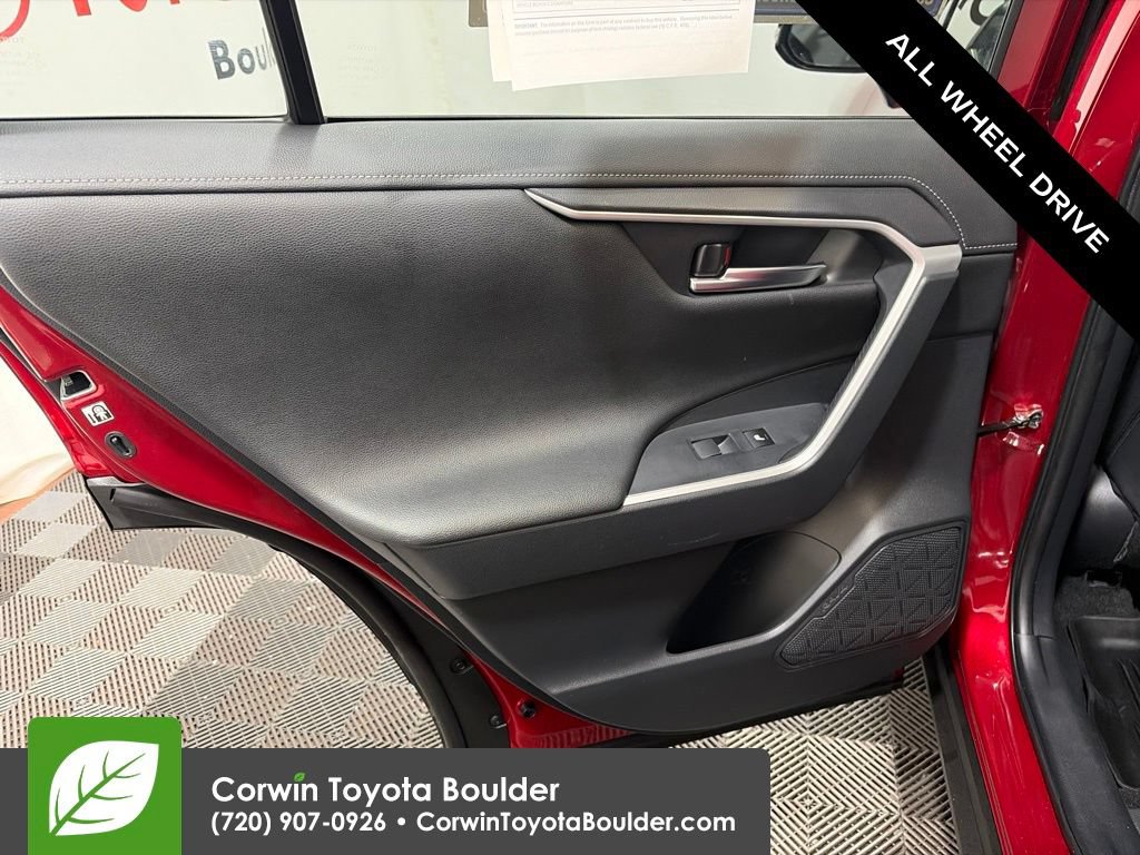 Used 2019 Toyota RAV4 Limited w/ Cold Weather Package AWD/4WD image 18