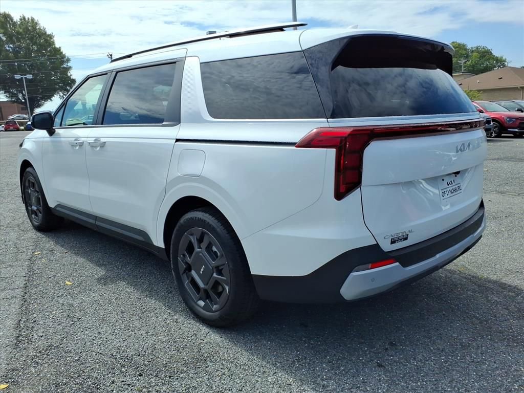 New 2026 Kia Carnival EX image 6