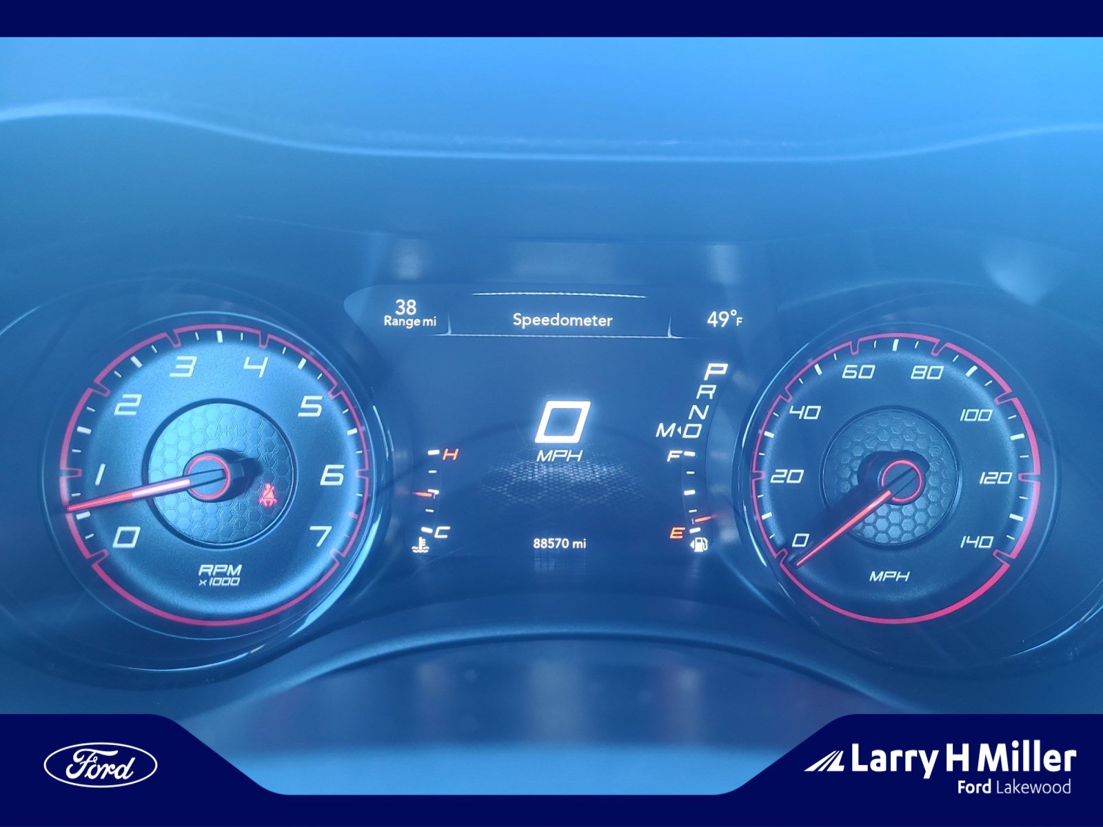 Used 2017 Dodge Charger SE w/ Blacktop Package image 11