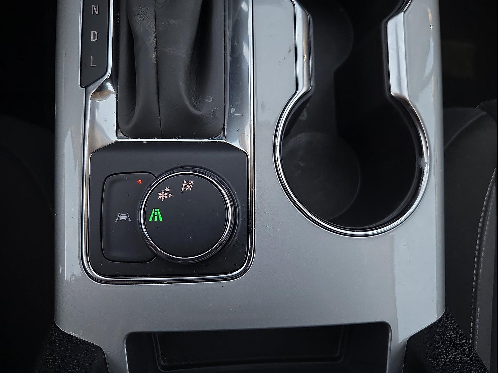 Used 2025 Chevrolet Blazer LT FWD image 19