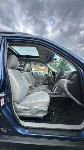 Used 2013 Subaru Forester 2.5X Premium w/ Plus Pkg AWD/4WD image 26