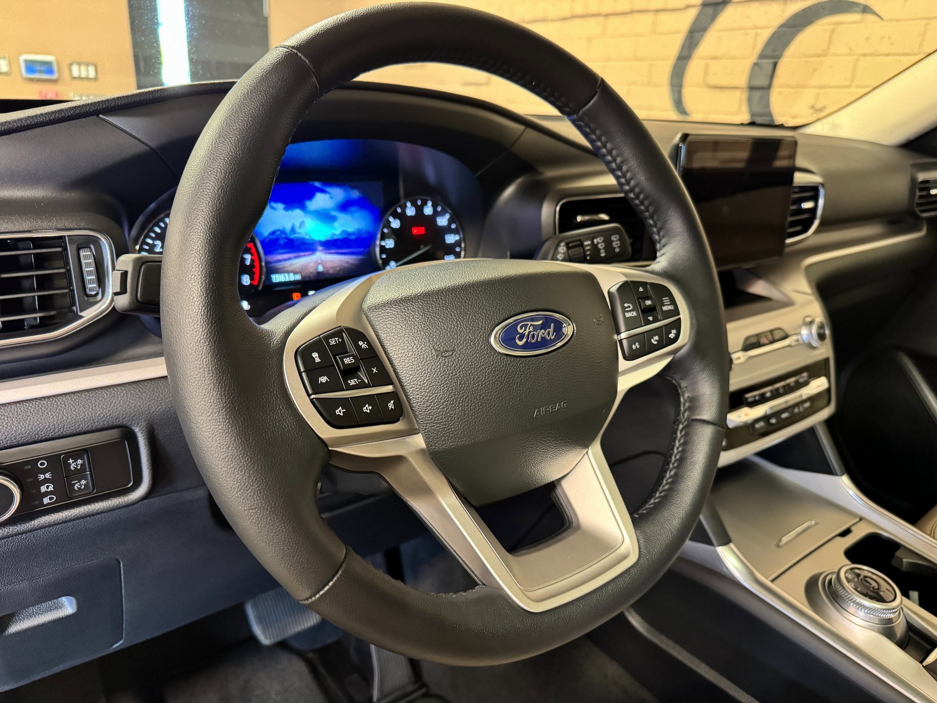 Used 2023 Ford Explorer XLT w/ Equipment Group 202A image 41