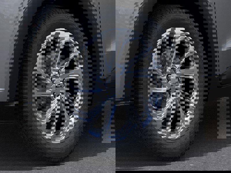 New 2027 Chevrolet Bolt LT image 9